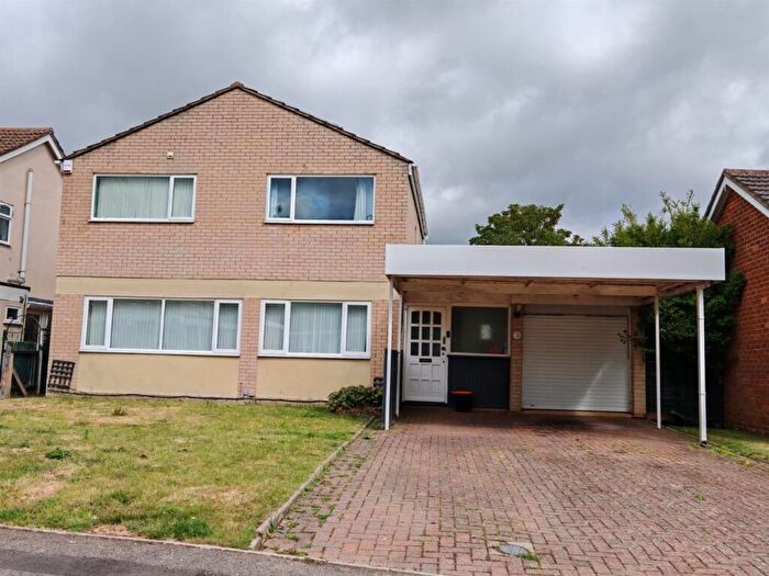 4 Bedroom Detached House To Rent In Priory Close, Deeping St. James, Peterborough, PE6