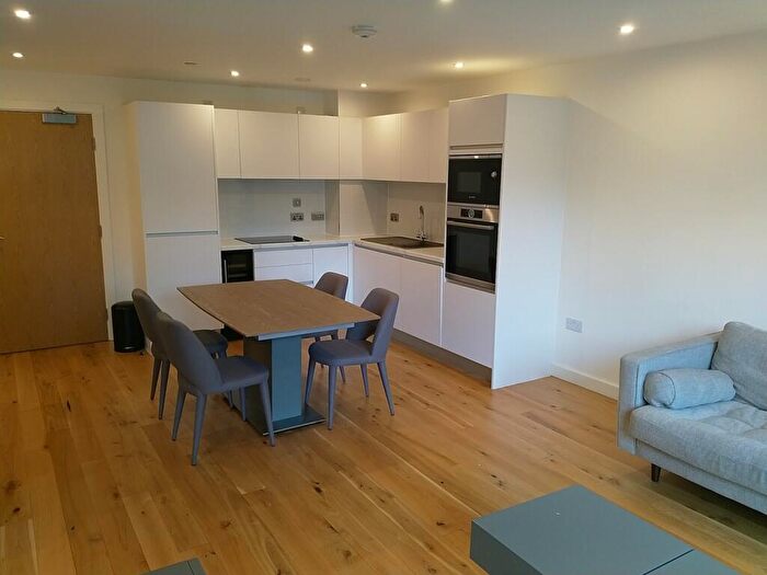 1 Bedroom Flat For Sale In Communication Row, Birmingham, West Midlands, B15