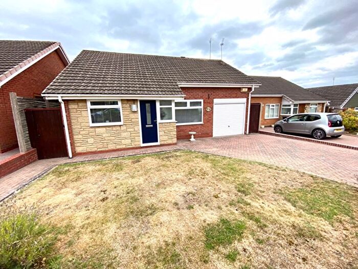 3 Bedroom Bungalow For Sale In The Oaks, Bedworth, CV12
