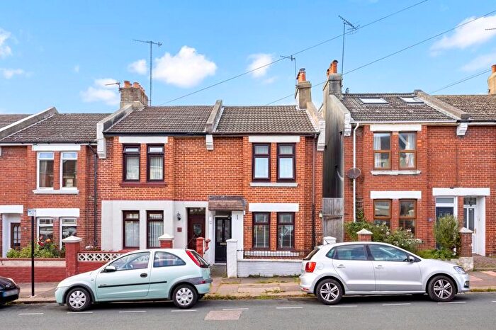 2 Bedroom Terraced House For Sale In Redvers Road, Brighton, BN2