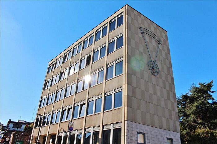 2 Bedroom Apartment To Rent In Richmond Heights, - Richmond Hill, Bristol, Somerset, BS8