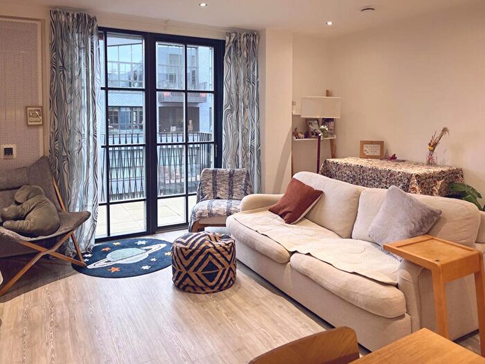 1 Bedroom Apartment To Rent In Turing Way, Cambridge, CB3