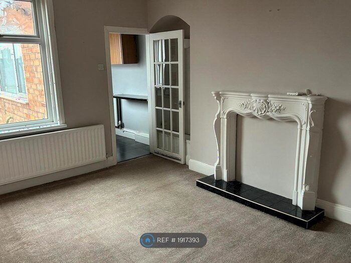 2 Bedroom Flat To Rent In Broughton Road, South Shields, NE33