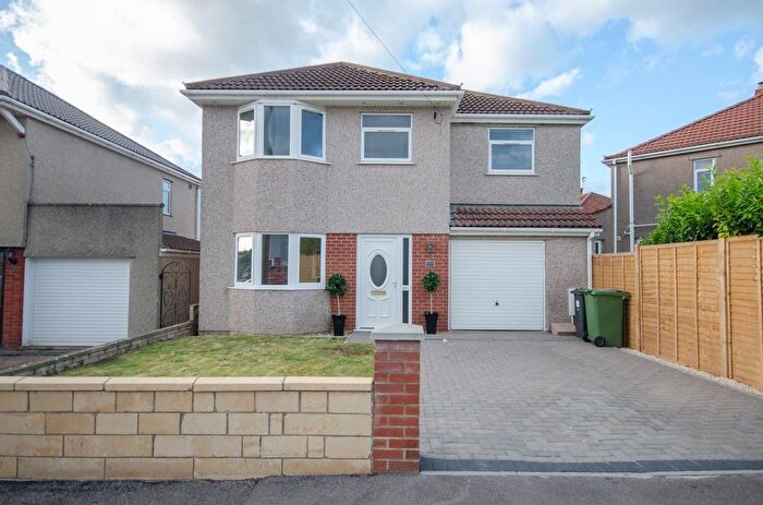 4 Bedroom Detached House For Sale In Stockwell Drive, Mangotsfield, Bristol, BS16