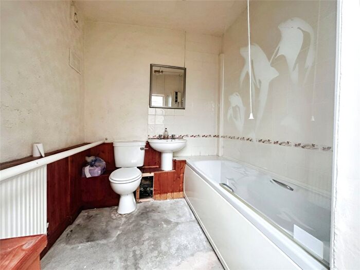 3 Bedroom Terraced House For Sale In St. Marks Road, Smethwick, West Midlands, B67