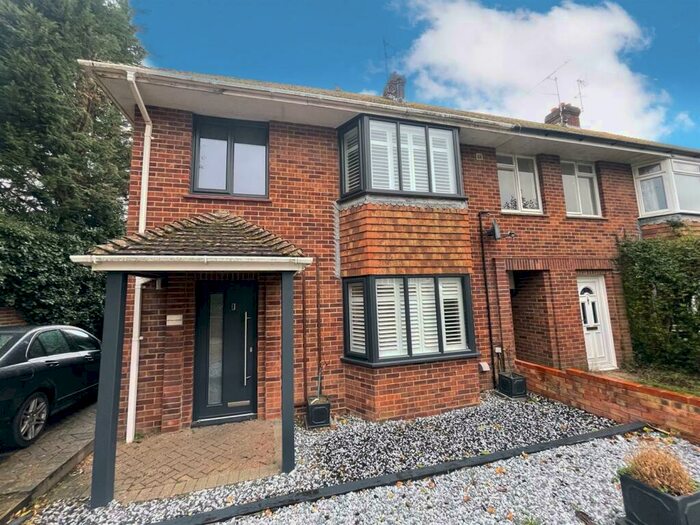 3 Bedroom House To Rent In Manor Gardens, Hurstpierpoint, Hassocks, BN6