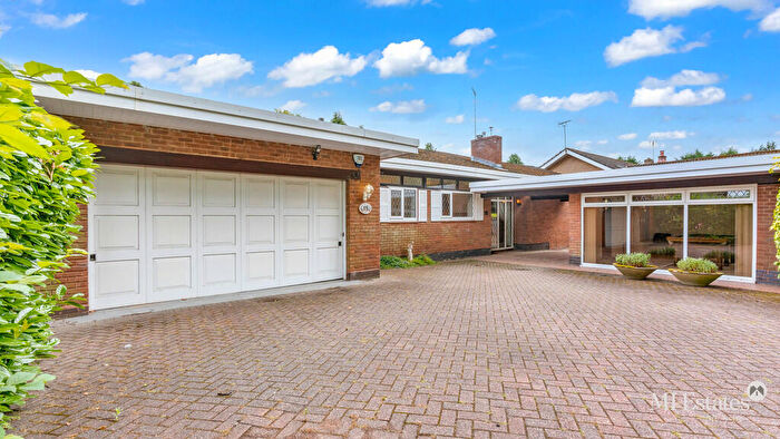 4 Bedroom Detached Bungalow To Rent In Ladywood Road, B74