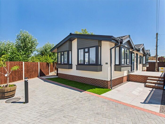 2 Bedroom Park Home For Sale In The Leigh, Gloucester, Gloucestershire, GL19