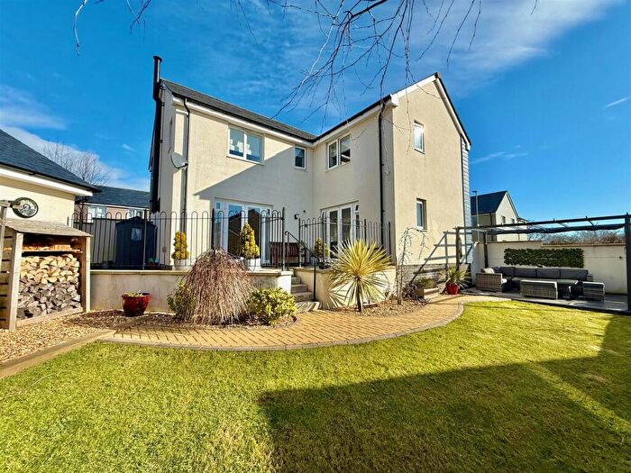 4 Bedroom Detached House For Sale In Tamerton Foliot, Plymouth, PL5