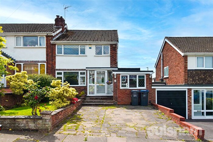 3 Bedroom Detached House For Sale In Listowel Road, Kings Heath, Birmingham, West Midlands, B14