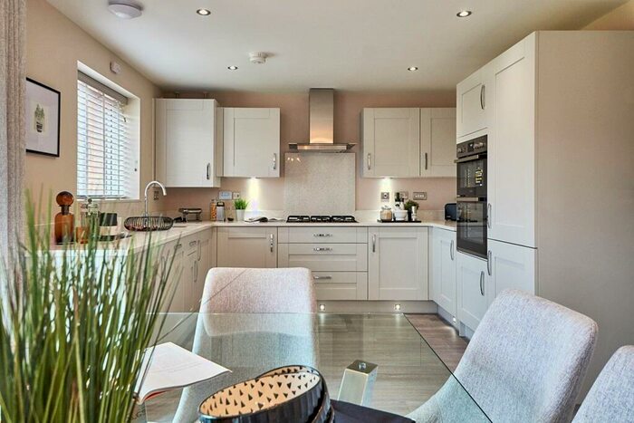 5 Bedroom Detached House For Sale In Glenvale Park, Niort Way, Wellingborough, NN8