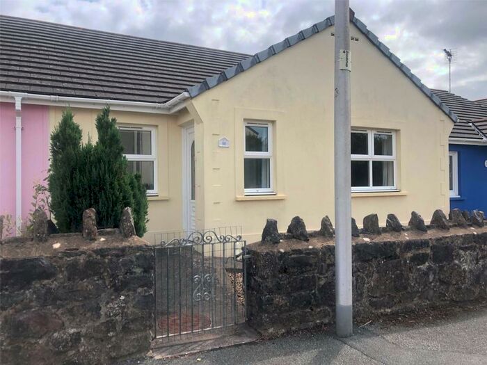 2 Bedroom Bungalow To Rent In South Road, Pembroke, Pembrokeshire, SA71
