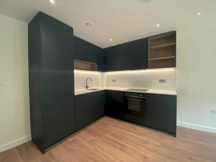 1 Bedroom Flat To Rent In Beaufort Square, Colindale, London &# Bed Flat, NW9