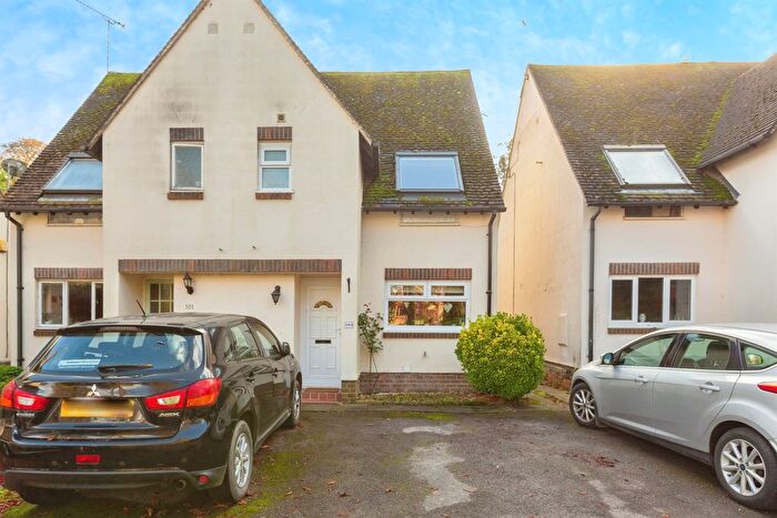 3 Bedroom Semi-Detached House For Sale In Baker Street, Waddesdon, Aylesbury, HP18