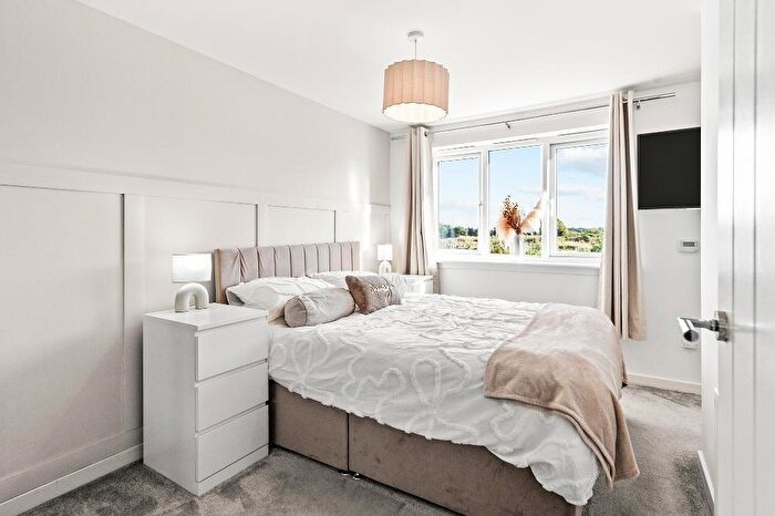 3 Bedroom Detached House For Sale In Hedgerow Drive, Kinnaird, Larbert, FK5