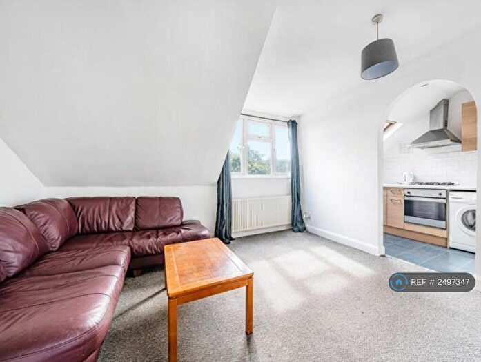1 Bedroom Flat To Rent In Vicarage Park, London, SE18
