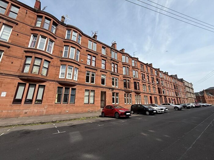 1 Bedroom Flat To Rent In Chancellor Street, Patrick, G11