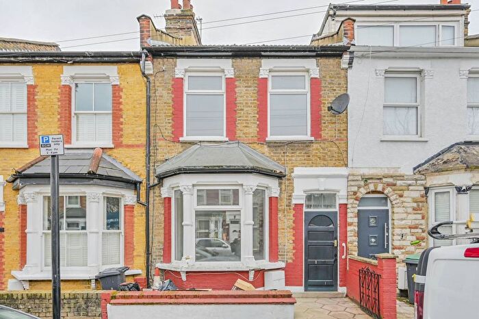 3 Bedroom Terraced House To Rent In Clonmell Road, Tottenham, London, N17