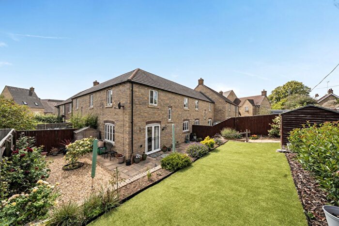 2 Bedroom Detached House For Sale In Carriage Crescent, Witney, Oxfordshire, OX28