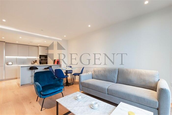 1 Bedroom Apartment To Rent In Hampton Tower, Marsh Wall, E14