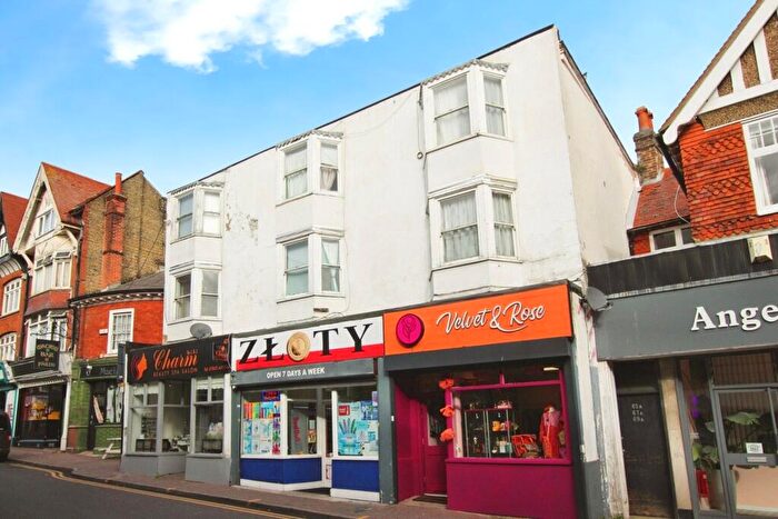 6 Bedroom Flat For Sale In High Street, Ramsgate, Kent, CT11