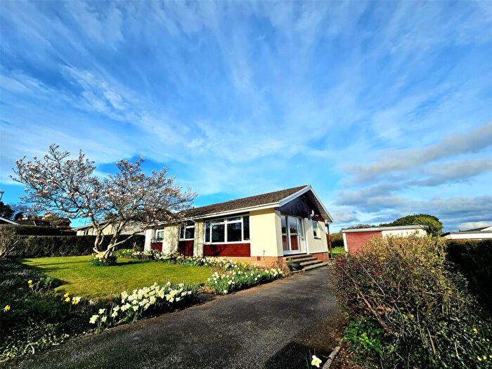 3 Bedroom Bungalow To Rent In Pendre Close, Brecon, Powys, LD3