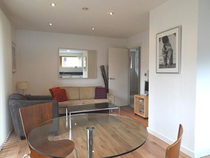 2 Bedroom Apartment To Rent In Shire House, Napier Street, S11