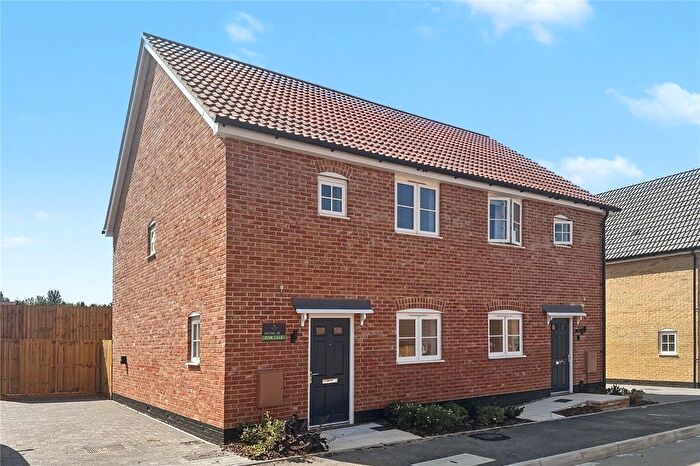 2 Bedroom Semi-Detached House For Sale In Roman Way, Halesworth, Suffolk, IP19