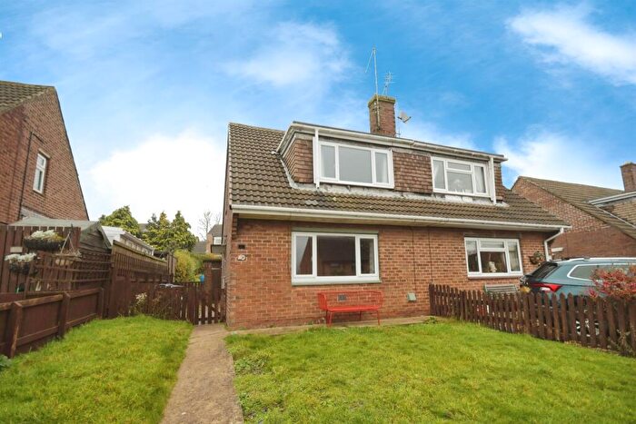 3 Bedroom Semi-Detached House For Sale In Royd Avenue, Millhouse Green, Sheffield, S36