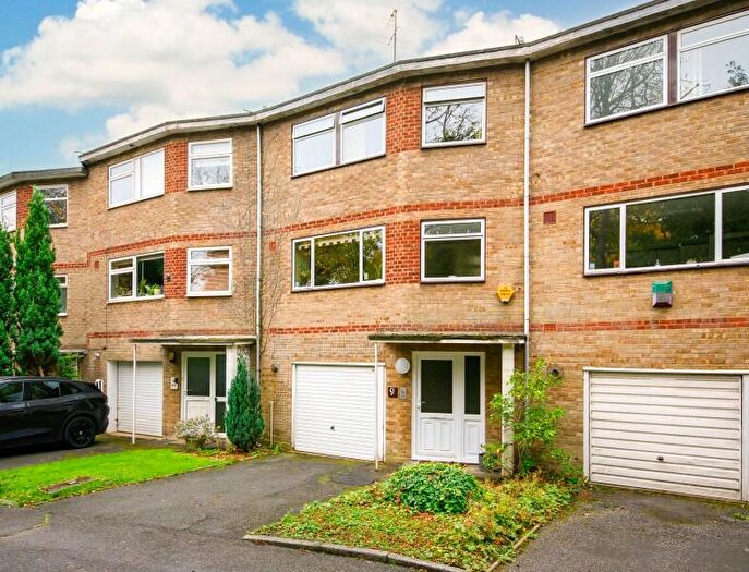 4 Bedroom Terraced House For Sale In Wentworth Hall. The Ridgeway, Mill Hill, NW7