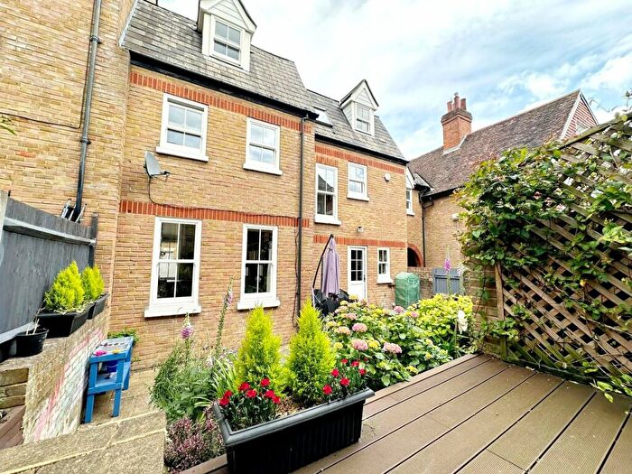 5 Bedroom Terraced House For Sale In St Margaret's Banks, High Street, Rochester, ME1