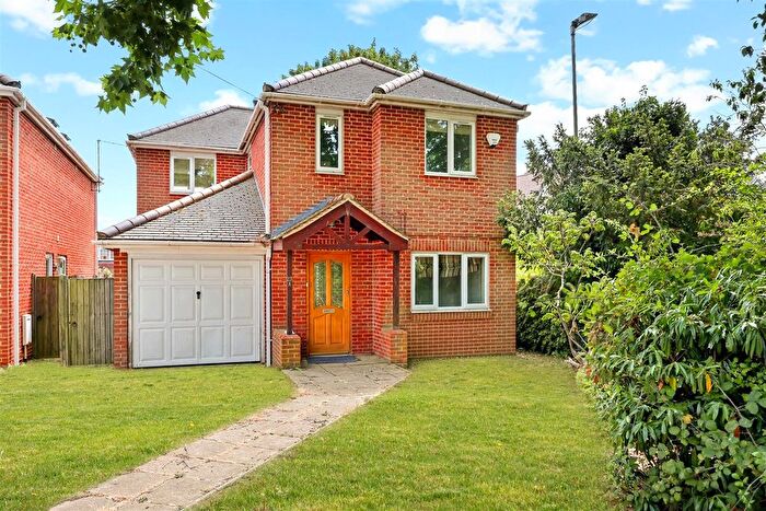 4 Bedroom Detached House To Rent In Hemnall Street, Epping, CM16