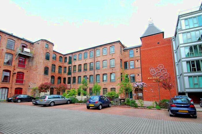 2 Bedroom Flat To Rent In Raleigh Square, Raleigh Street, Nottingham, NG7