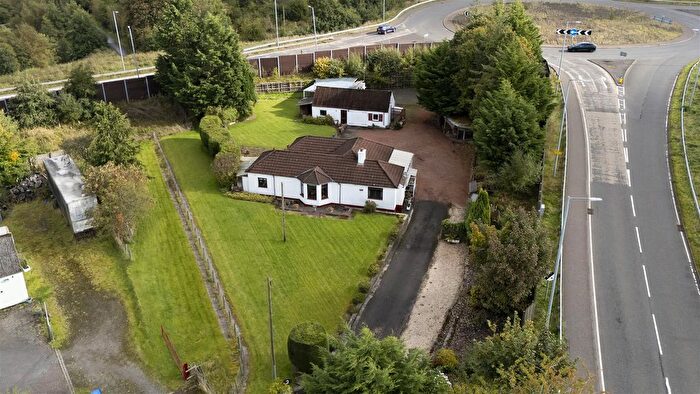 3 Bedroom Cottage For Sale In Claddens Holdings, Lenzie, G66