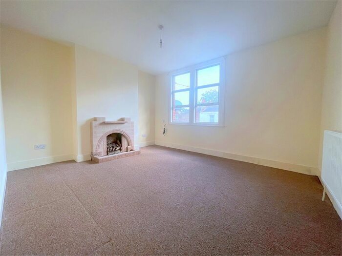 1 Bedroom Flat To Rent In George Lane, Lewisham, London, SE13