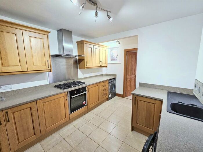 4 Bedroom Semi-Detached House To Rent In Earlsbrook Road, Redhill, Surrey, RH1