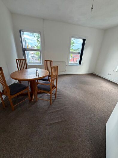 1 Bedroom Flat To Rent In Francis Street, Luton, LU1