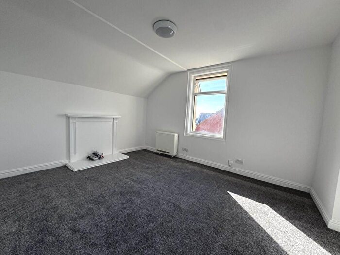 2 Bedroom Flat To Rent In Lytham Road, Blackpool, FY4