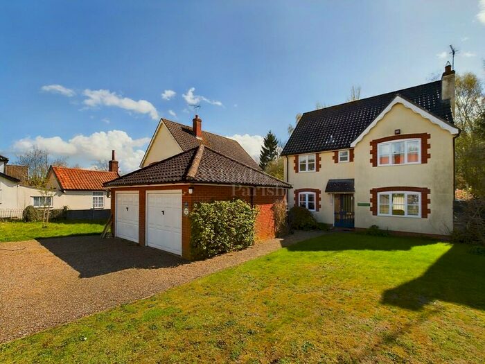 4 Bedroom Detached House For Sale In The Street, Brockdish, Diss, IP21