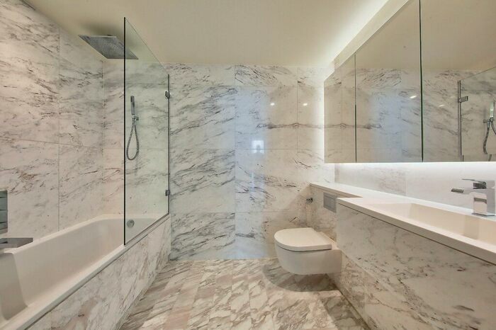 2 Bedroom Flat To Rent In Bondway, London, SW8