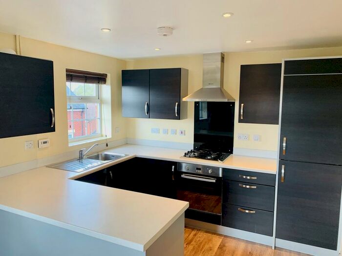 2 Bedroom Apartment To Rent In Brean Road, Swindon, SN25