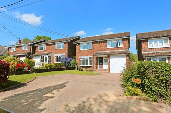 4 Bedroom Detached House For Sale In Bull Lane, Waltham Chase, SO32