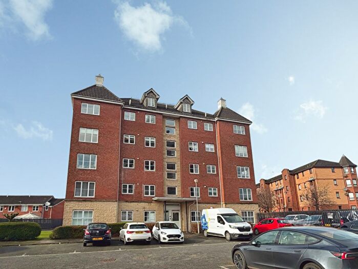 2 Bedroom Flat For Sale In Benn Avenue, Paisley, PA1