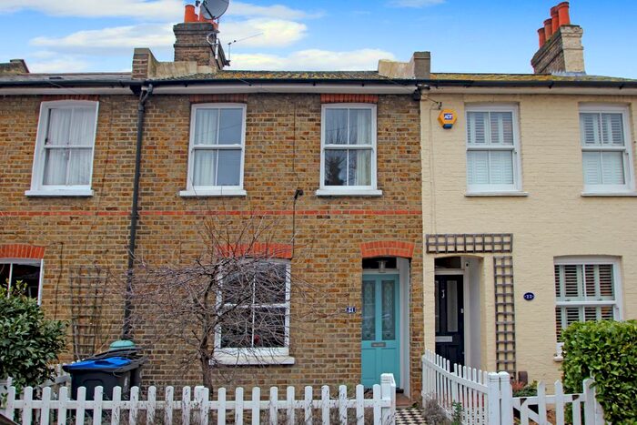 2 Bedroom Terraced House To Rent In Beaconsfield Road, Surbiton KT5