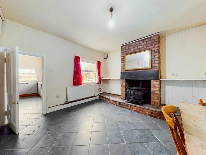 3 Bedroom Semi Detached House For Sale In Chapel Lane, Burscough