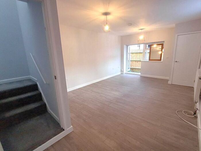 1 Bedroom Semi-Detached House To Rent In Whitstable Road, Faversham, ME13