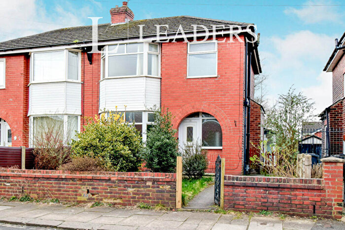 3 Bedroom Semi-Detached House To Rent In Shortlands Avenue, Bury, BL9