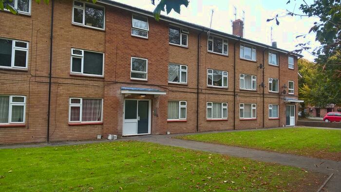 2 Bedroom Flat To Rent In Victoria Drive, Fazeley, Tamworth B78