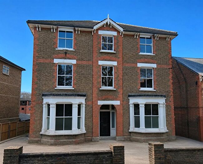 1 Bedroom Flat To Rent In Queens Road, Canary House, CM14