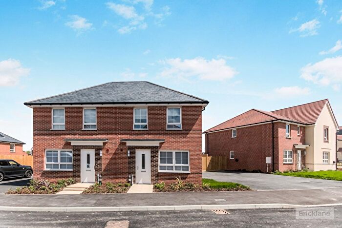 3 Bedroom Semi-Detached House To Rent In Tangmere Road, Hailsham, BN27